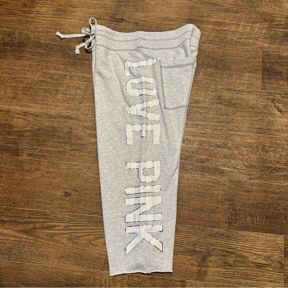 VS PINK Y2K VINTAGE TIE WAIST LOGO CROP CAPRI